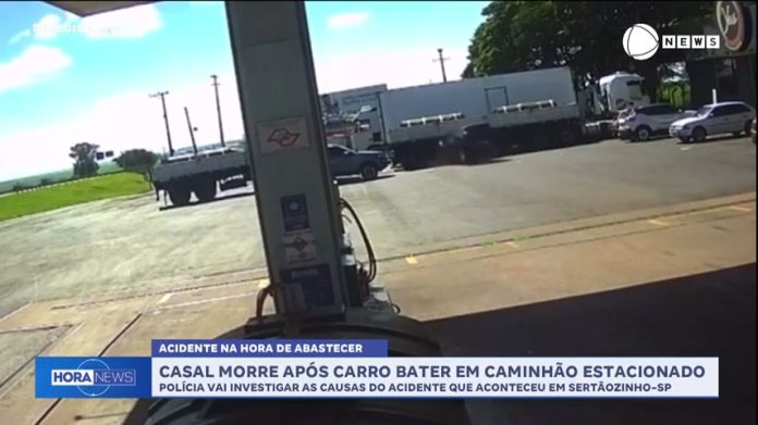 Casal de idosos morre em posto de combustível, após bater em caminhão; veja vídeo - Notícias