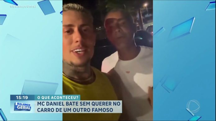 MC Daniel se envolve em acidente e bate no carro de Romário - Balanço Geral