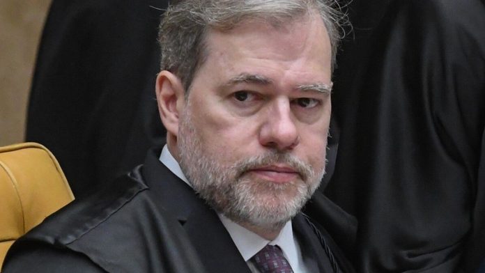 Ministro do STF Dias Toffoli passa por cirurgia de hérnia em São Paulo - Notícias