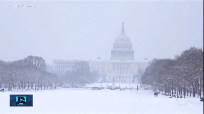 Norte da Europa, Canadá e EUA sofrem com onda de frio extremo - Notícias