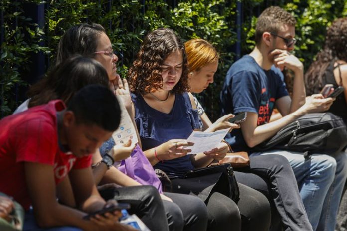 Primeiro dia de provas do Enem 2023 registra 28,1% de ausências