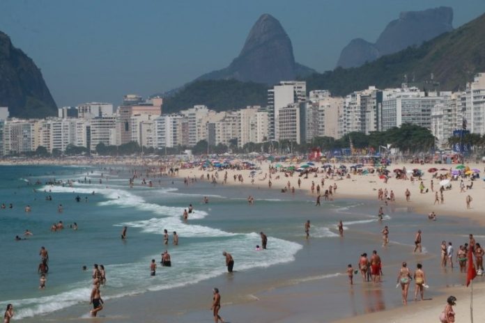 Rio registra maior temperatura do verão: 41,8° C; sensação térmica chega a quase 60 °C - Notícias