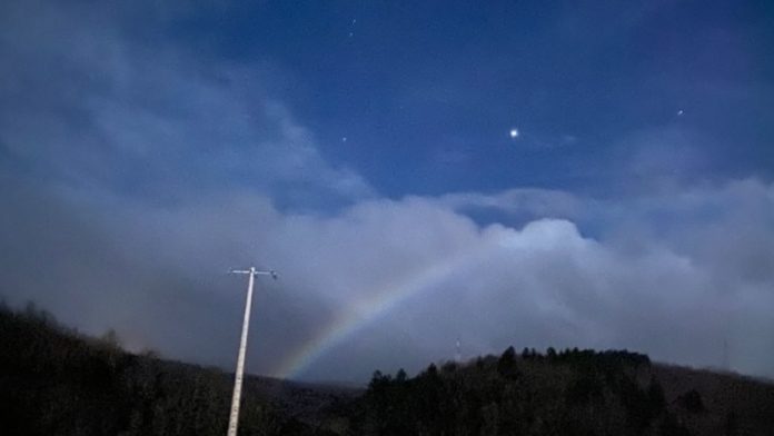 Arco-íris lunar encanta os céus de Trás-os-Montes, em Portugal