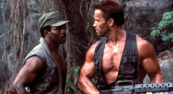 Arnold Schwarzenegger presta homenagem a Carl Weathers - Cinema