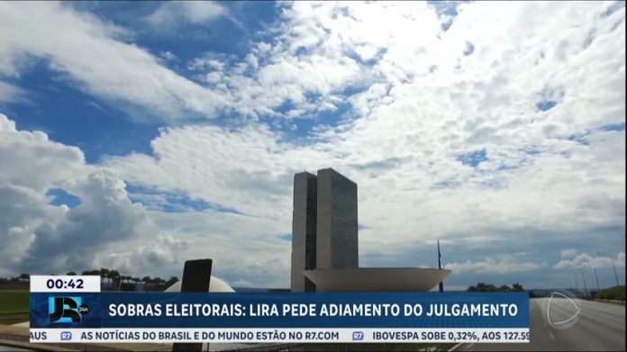 Arthur Lira pede adiamento de julgamento que pode retirar o mandato de 12 deputados federais - JR 24H