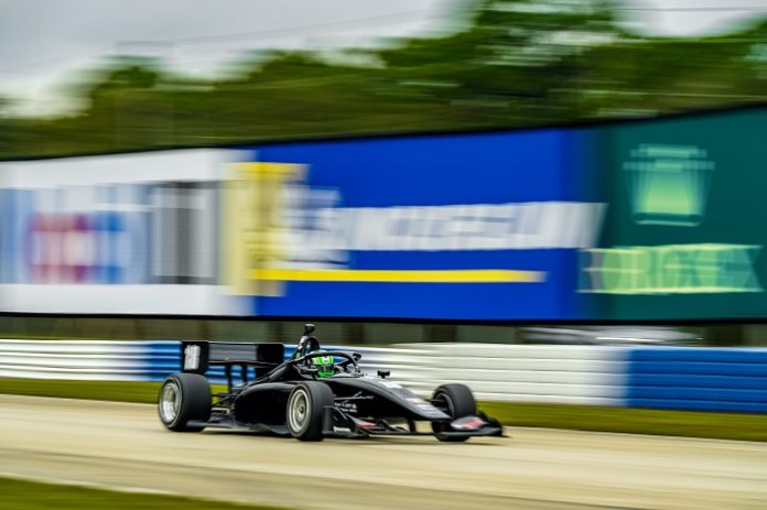 Caio Collet vai disputar a temporada 2024 da Indy NXT pela atual campeã HMD Motorsports