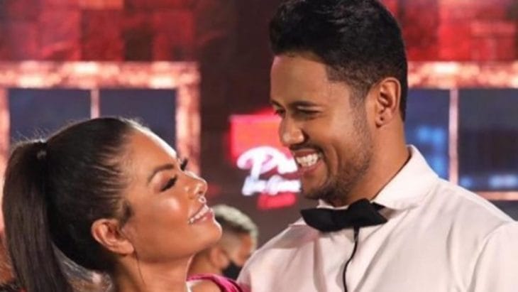 Clevinho Santana e Paulinha Abelha - Foto: Reprodução / Instagram @clevinhooficial