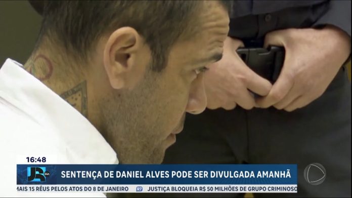 Daniel Alves é convocado a comparecer na próxima quinta (22) ao Tribunal para ouvir sentença - JR 24H