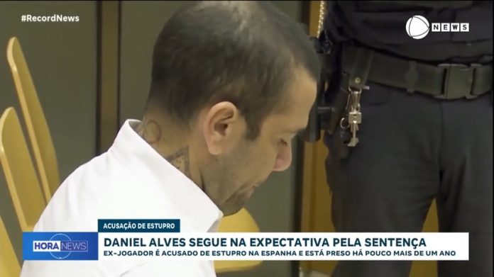 Daniel Alves poderá recorrer da decisão da Justiça espanhola, que sai até o fim deste mês - Notícias