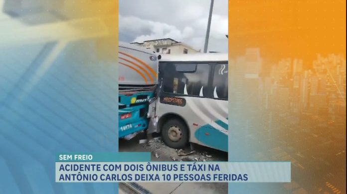 Dez pessoas ficam feridas em acidente entre ônibus do Move e táxi em BH