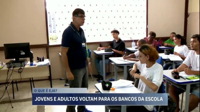 Especial EJA: modalidade de Educação de Jovens e Adultos favorece retomada de estudos