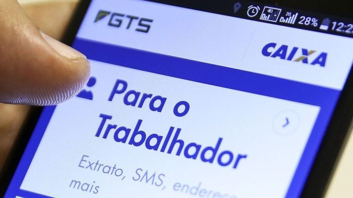 FGTS vai ser pago via Pix a partir de março; entenda  - Notícias