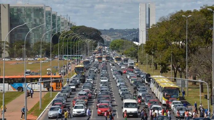 Financiamentos de veículos no DF em janeiro aumentaram 33,2% em relação ao mesmo mês de 2023  - Notícias