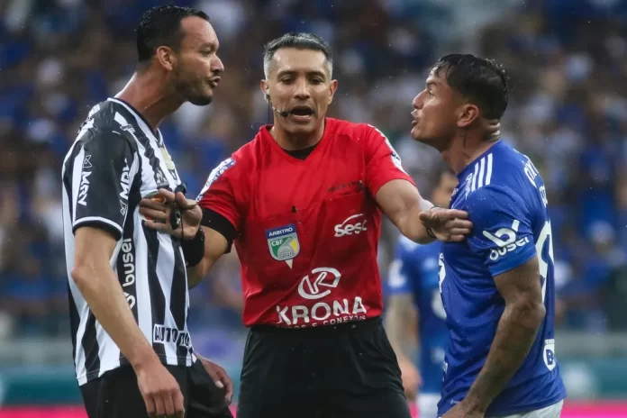 Galo e Cruzeiro podem dar vexame duplo no Campeonato Mineiro