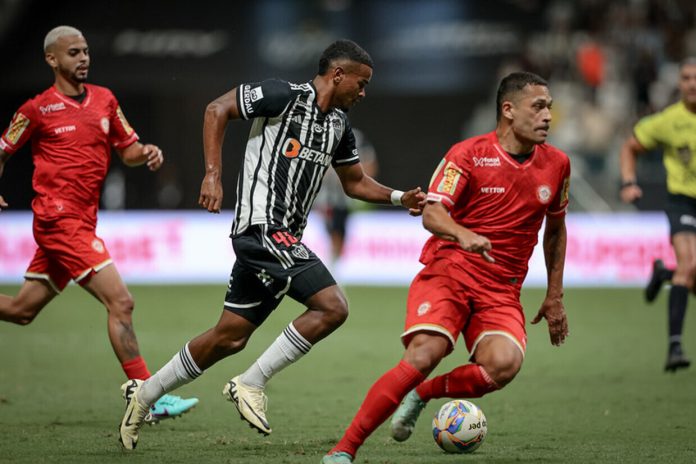 Garoto marca e livra Atlético Mineiro de derrota em casa para o Tombense :: ogol.com.br