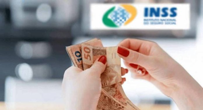 INSS libera antecipação do 13º salário para aposentados - Economia