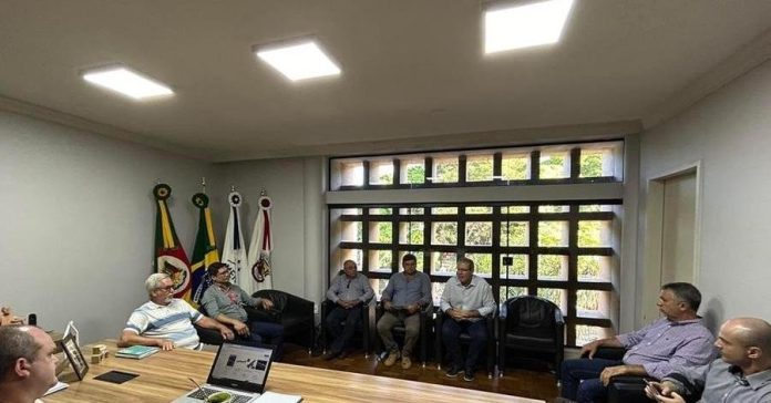 Instabilidade no fornecimento de energia elétrica na zona rural de São Borja é pauta de encontro