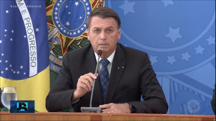 Jair Bolsonaro fica em silêncio em depoimento à PF sobre suposta tentativa de golpe - Notícias