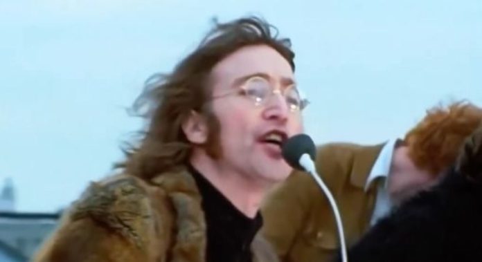 Leilão na Inglaterra terá bala de arma que matou John Lennon - Prisma