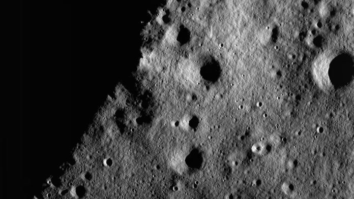 Missão privada tem primeiras imagens em solo lunar divulgadas