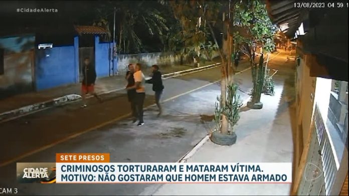 Polícia do RJ prende sete suspeitos de torturar e matar homem por estar armado - RecordTV