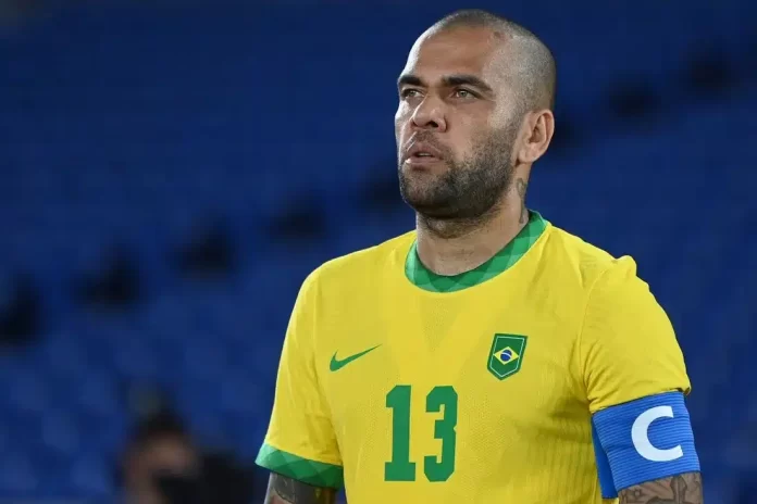 Quando ninguém mais esperava, Daniel Alves acaba de ser convocado