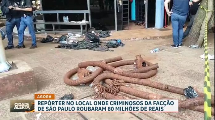 Repórter do Cidade Alerta mostra local onde criminosos do PCC fizeram roubo milionário - RecordTV