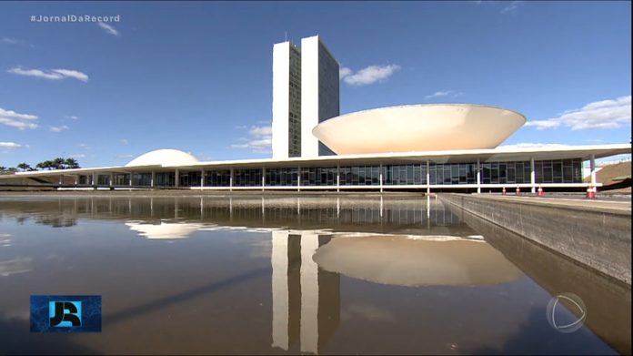 Senado aprova fim da 'saidinha' temporária de detentos; entenda - Notícias