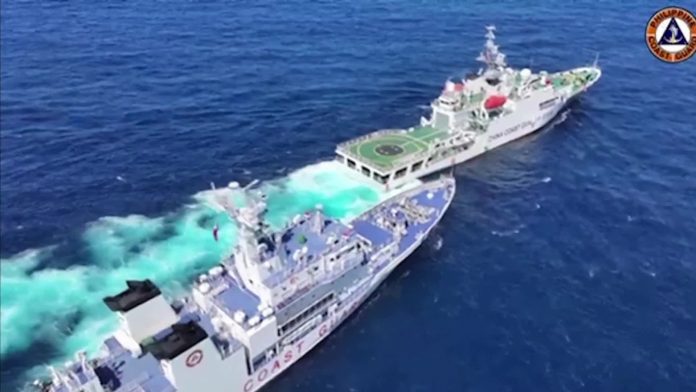 Tensão de novo: navios chineses cercam, fazem manobras bruscas e quase batem em barco das Filipinas - Notícias