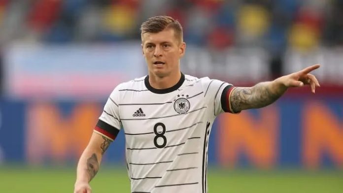 Toni Kroos volta atrás de decisão que havia tomado