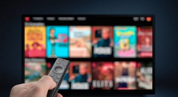 Transforme sua TV antiga em uma Smart TV sem gastar muito - Tecnologia e Ciência