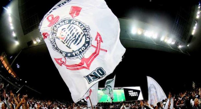 Um dos maiores dribladores do Brasil está fechado com o Corinthians até 2027 - Futebol