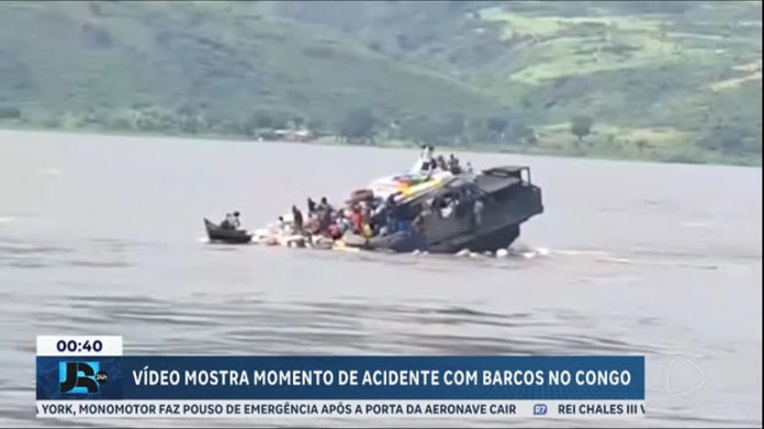 Vídeo mostra momento em que barcos colidem no rio Congo, na África - JR 24H