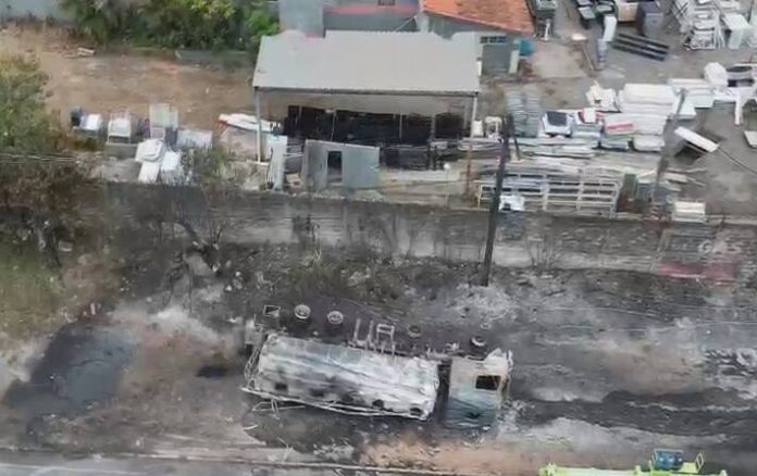 Acidente com caminhão-tanque no Anel Rodoviário poderia ser evitado, afirma especialista