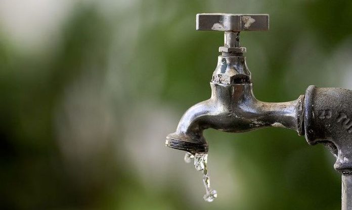 Bairros de Belo Horizonte e Contagem podem ter o abastecimento de água suspenso neste domingo (24)