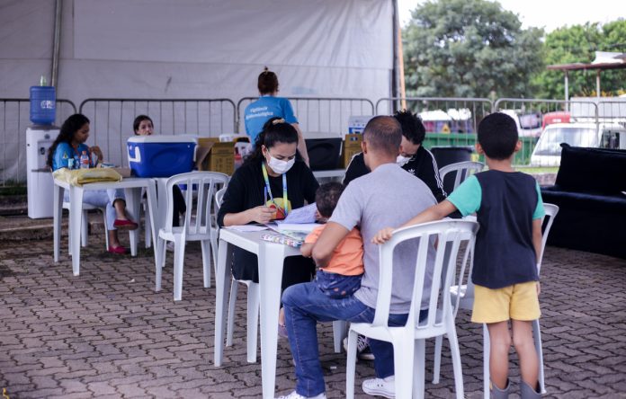 Brasil tem baixa cobertura vacinal contra a dengue