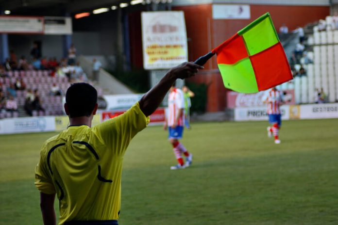 Cartão Azul chega causando nas regras do futebol