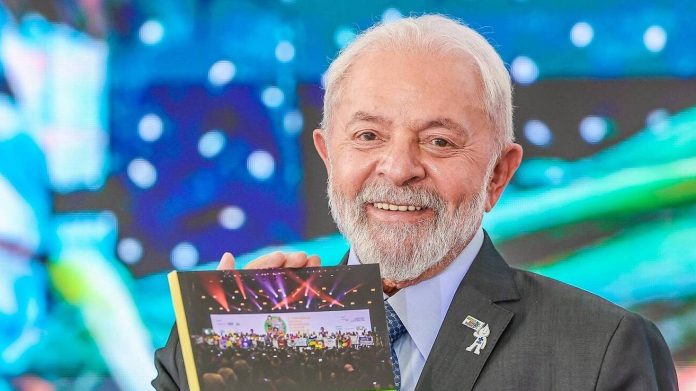 Em evento, Lula cobra ministro do Bolsa Família e pede pente-fino no Cadastro Único - Notícias