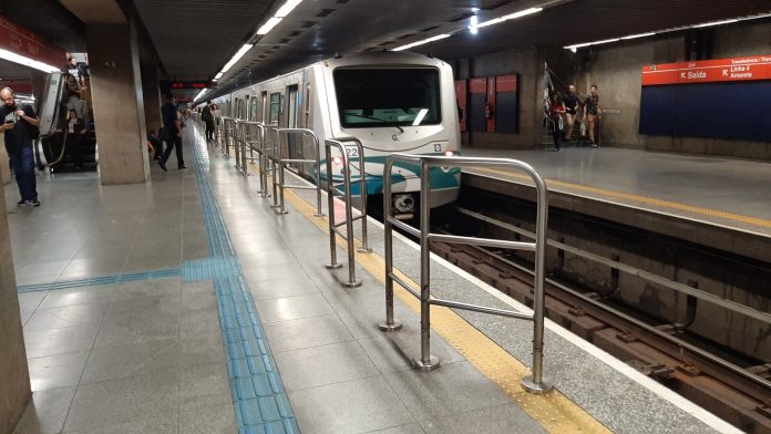 Falha no trem afeta circulação da Linha 3-Vermelha