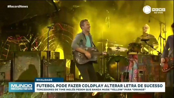 Futebol pode fazer Coldplay alterar hit de sucesso; entenda