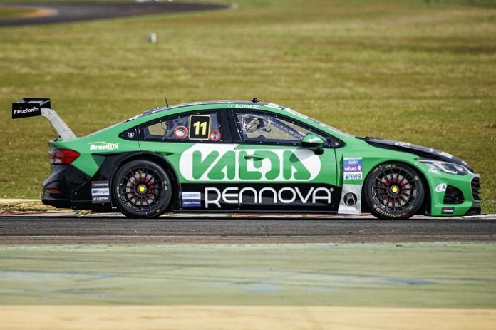 Gaetano Di Mauro e Felipe Baptista lideram primeiro dia de treinos da Stock Car em 2024