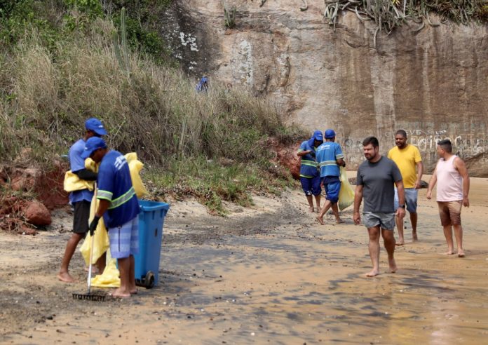 Ilha do Francês recebe mutirão de limpeza e conscientização ambiental