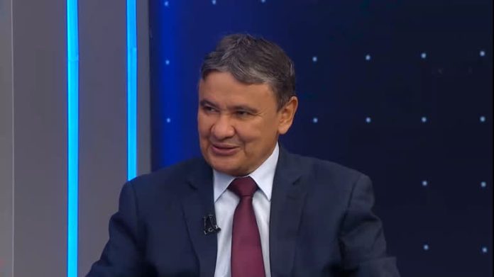 JR Entrevista: 'A economia cresce, não é só corte', diz Wellington Dias sobre meta fiscal - Conteúdo Exclusivo