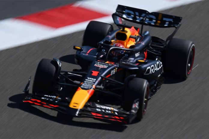 Max Verstappen compara o RB19 ao RB20