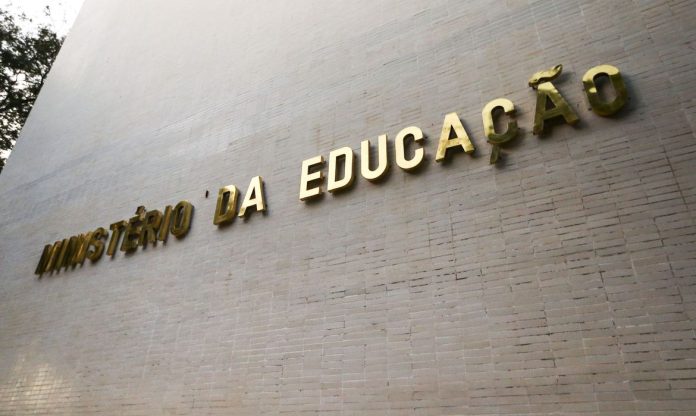 MEC anuncia calendário do primeiro pagamento da bolsa para o ensino médio