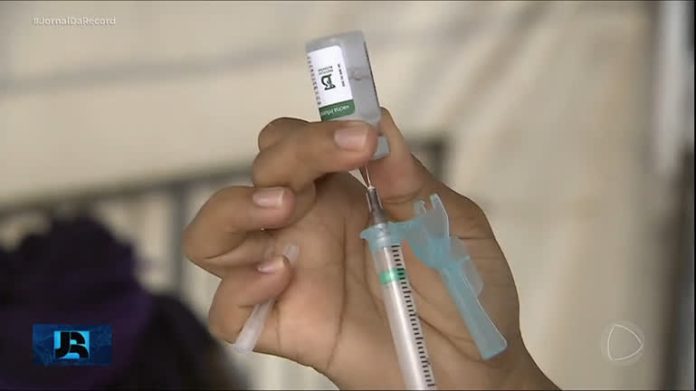 Ministério da Saúde antecipa distribuição das vacinas contra a gripe após aumento no número de casos - Notícias