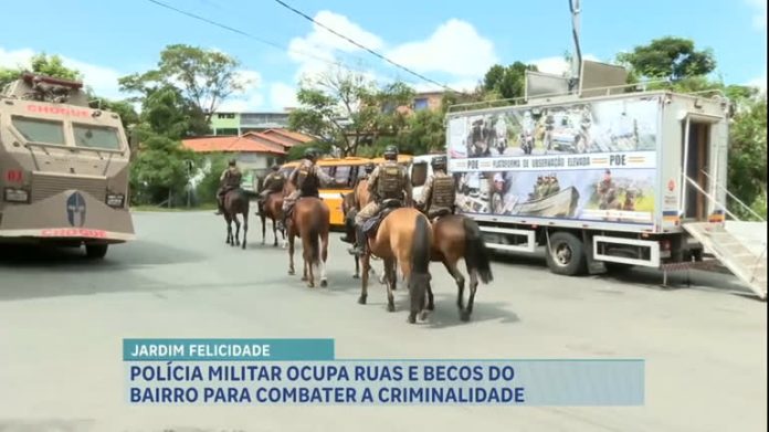 Polícia Militar monta operação para combater criminalidade em bairro de BH